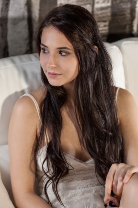 Vanessa Angel model hd pictures