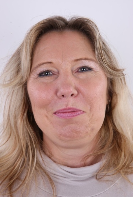 épais et mature jolis nus image