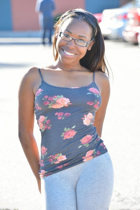 african teen hot naked images