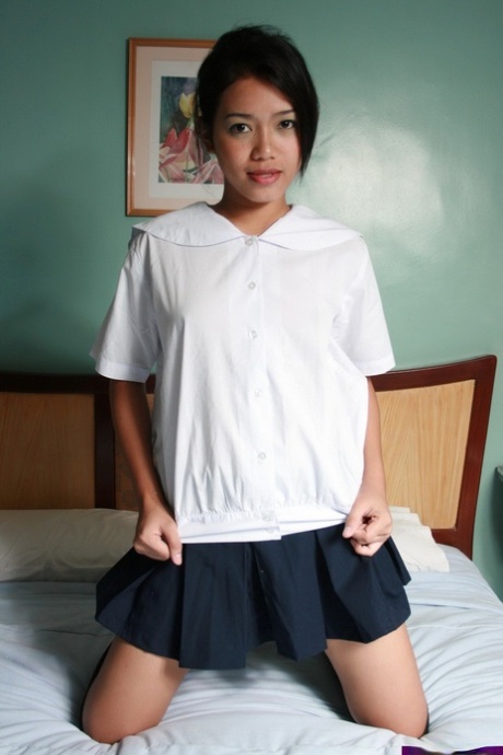 asiatisk teenager solo gratis perfekt billede