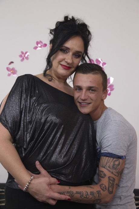 Ria Black sexy pornstar archive