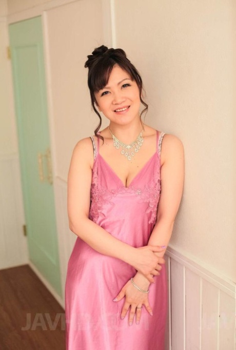 Ichika Asagiri nude pornstar picture