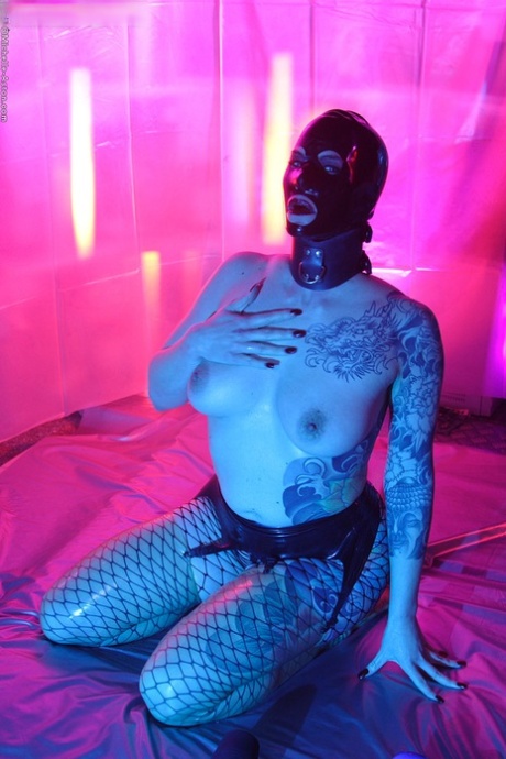 Michelle Aston erotic star gallery