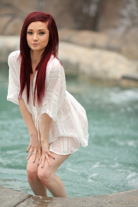 Kylie Cole nude model pictures