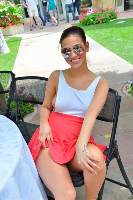 Olivia Nova adult model photos