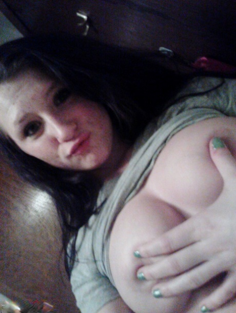 selfie de tetas pornografico gratis fotos