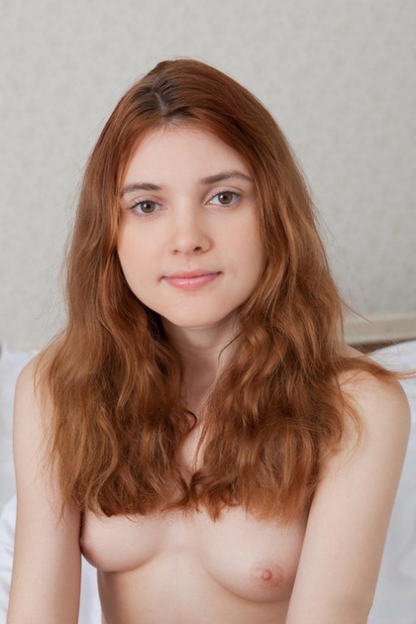 redhead teen hot nude picture