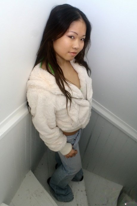 petite amie asiatique beau porno des photos