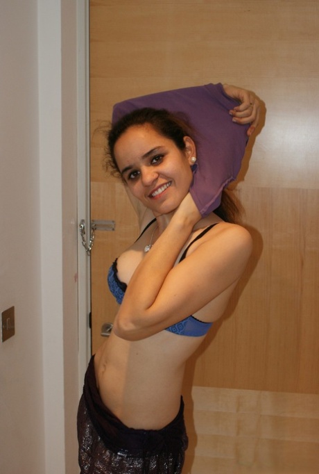 Jasmine Mathur star naked img