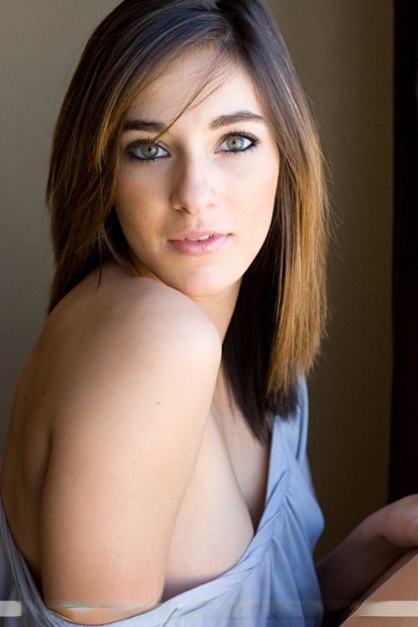 Marianna erotic model pictures