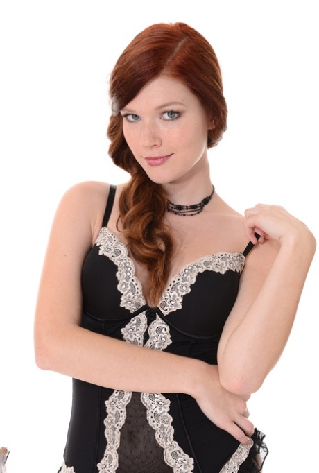 Mia Sollis hot actress galleries