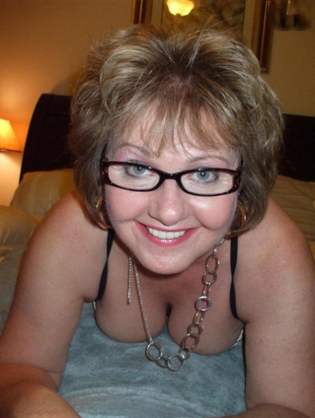 milf nylon topp hd bilde
