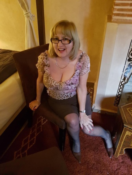 lunettes courbées pornographique nu galerie