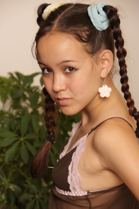 Amai Liu model top photo