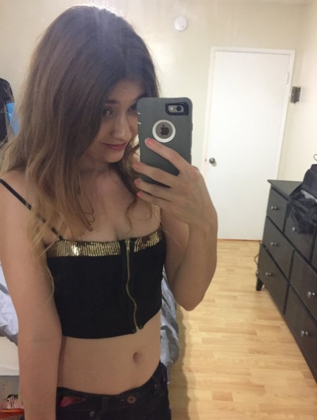 selfie amateur dadolescente belle gratuite galeries