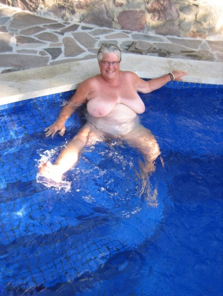 ssbbw granny pornos photo