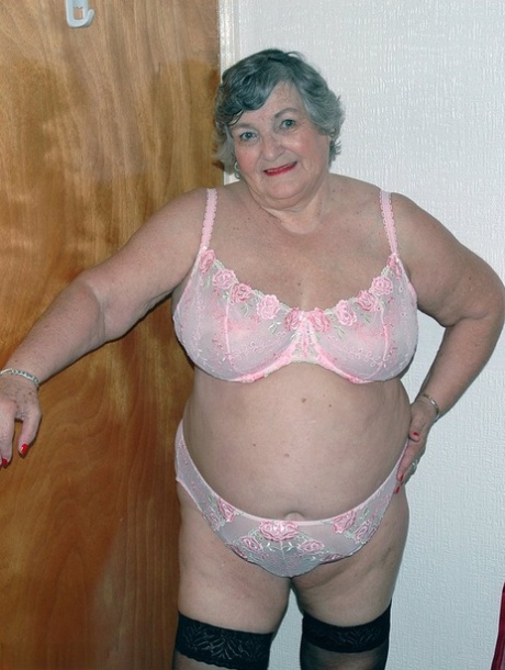 ssbbw granny free nude img