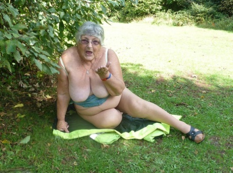 ssbbw granny hot sex photos