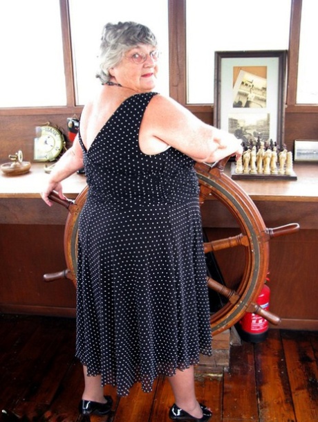 ssbbw granny nice pic