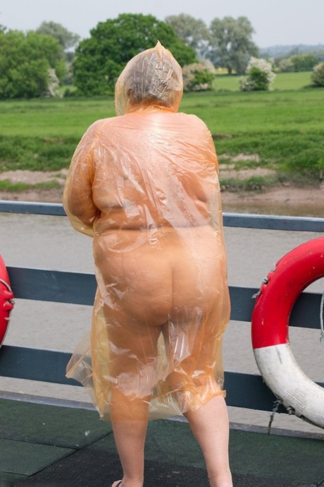 ssbbw granny top pics