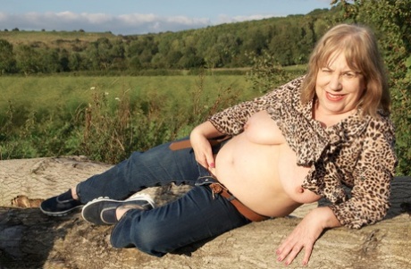 jeans bbw nus exclusifs image