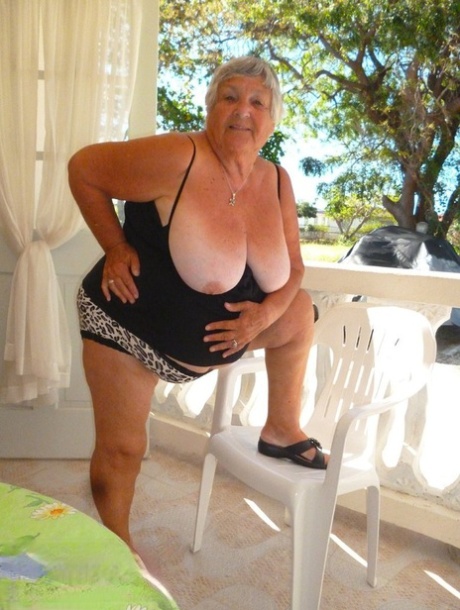 ssbbw granny free naked image