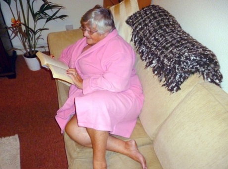 ssbbw granny hot nude images