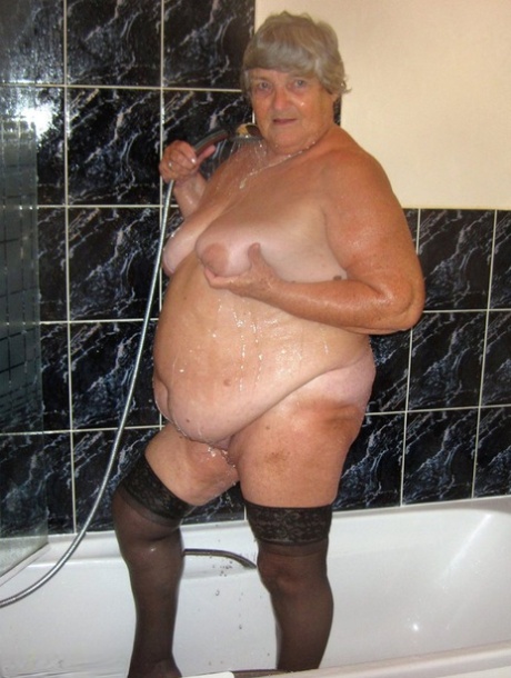 ssbbw granny nude pictures