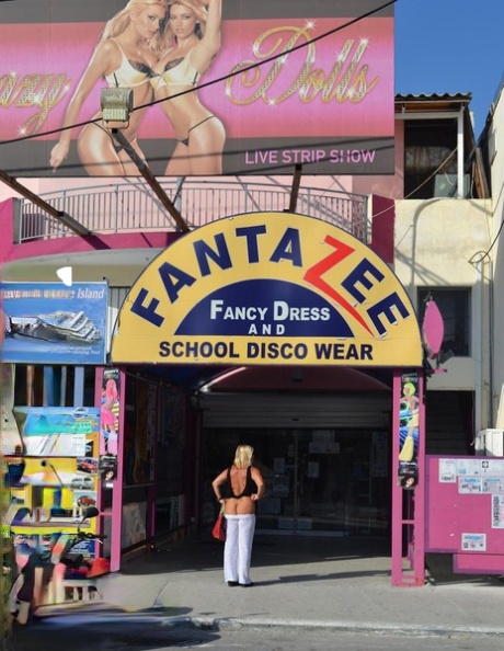 granny beach hot sex picture