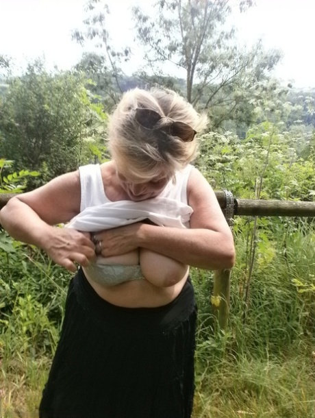 chatte humide débène chaud gratuit photos