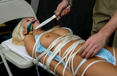 Black Fox star porn pictures