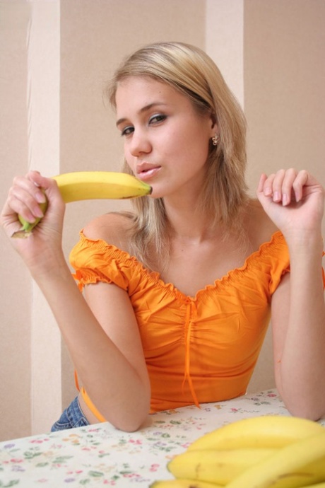 skinny dildo free naked image