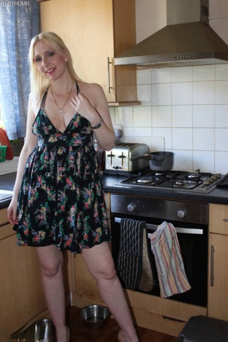 Tracey Lain pornstar sexy gallery