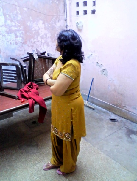 インド人熟女 パーフェクト 画像