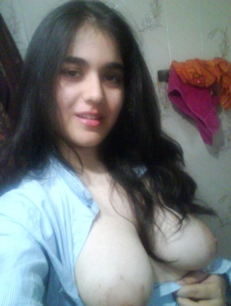 giovane bionda paffuta porno di nudi immagini