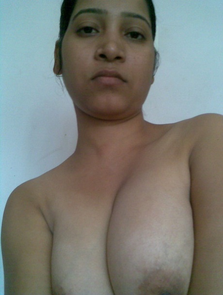 boobs selfie free porn photo