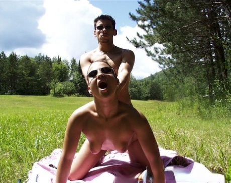 levrette debout xxx parfait photos