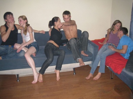 skinny redhead porn img