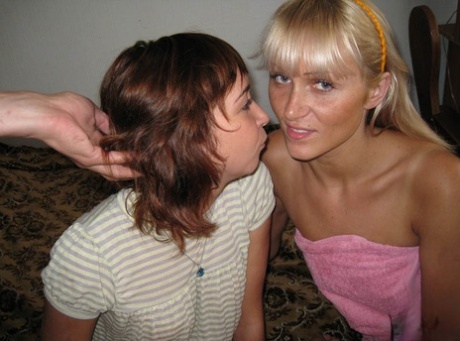 amateur threesome art xxx images