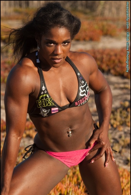 ebony small tits art nude archive