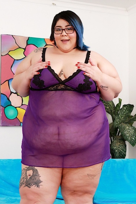 black granny nudes photos
