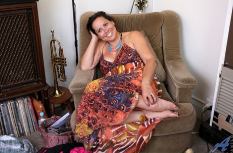 wife feet free nude img