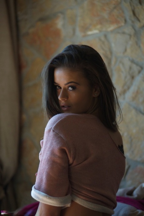 Brook Wright porn actress archive