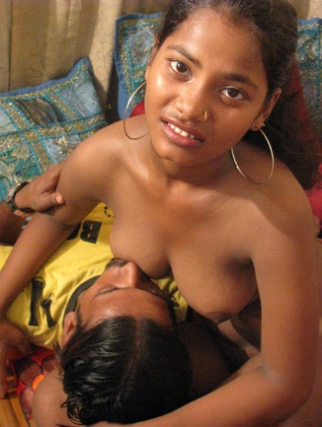 gros seins indiens pornographique de haute qualité photo