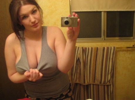 big tits selfie exclusive gallery