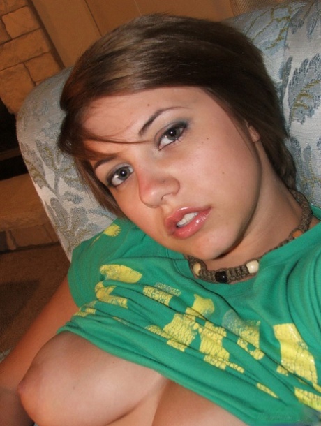 big tits selfie hd gallery