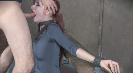 bdsm garganta profunda sexy arquivo