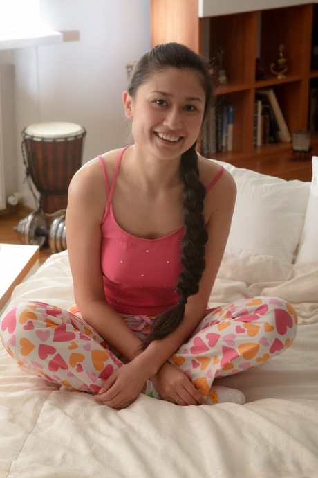 Rita Akira star free pic