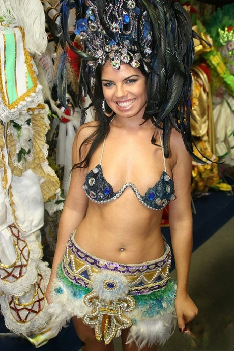 sexy brazilian beautiful naked photo
