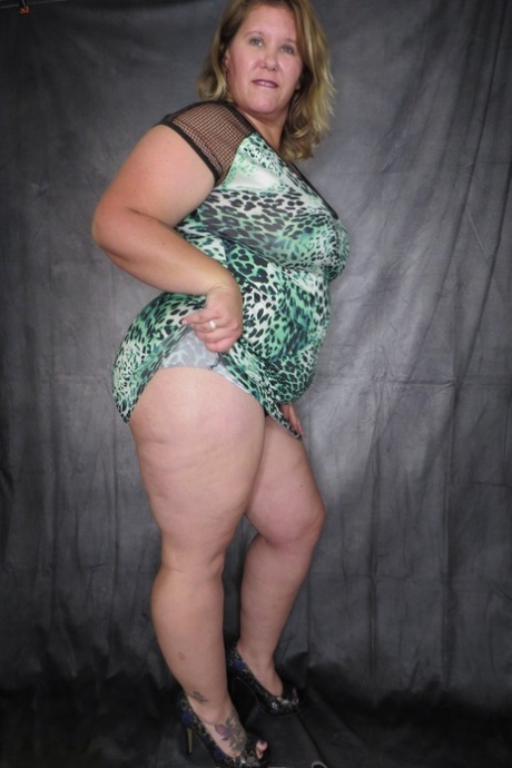 Kris Ann star sexy img